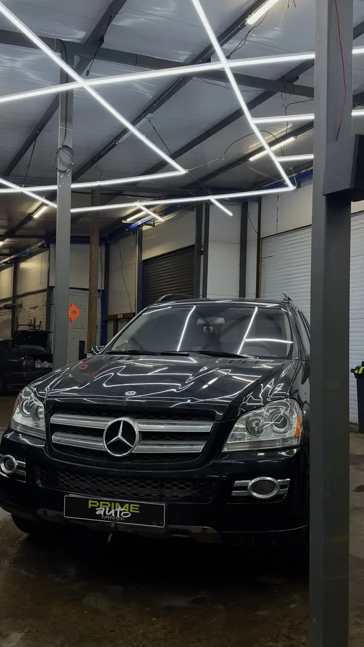 Mercedes ML: отшлифовали и отполировали фары, оклеили полиуретановой плёнкой