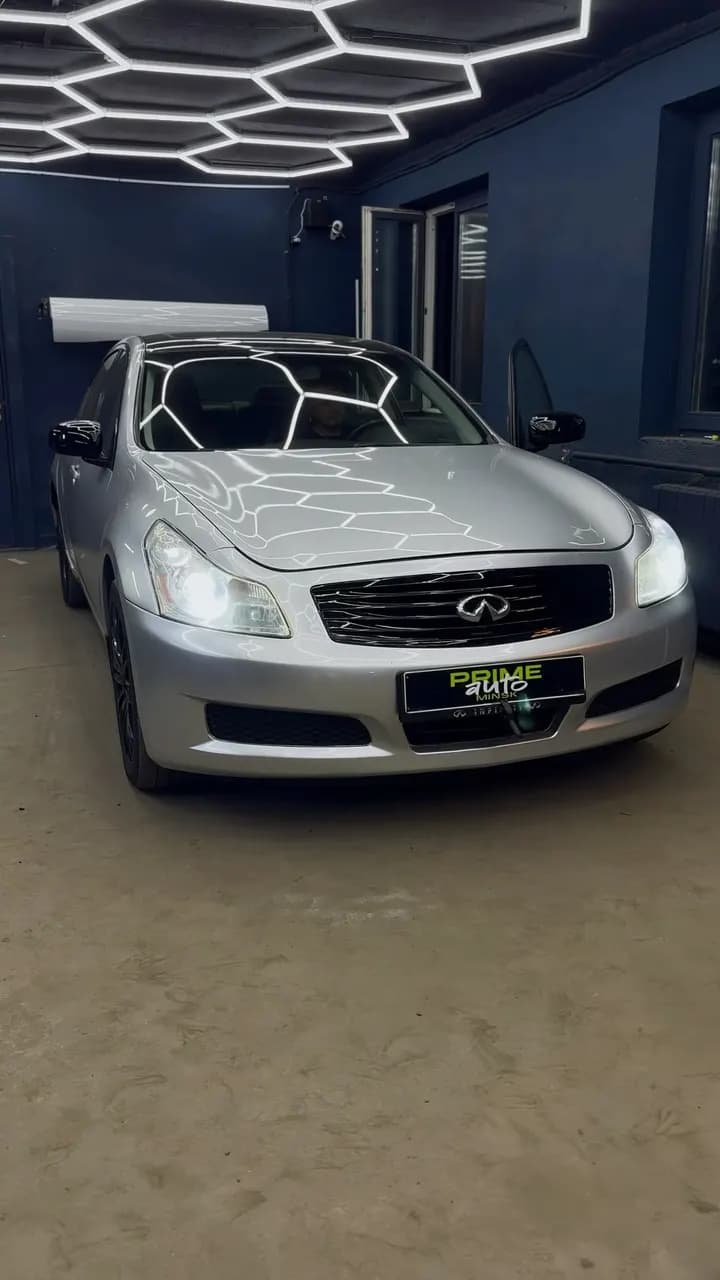 Infiniti G35: установили bi-led модули