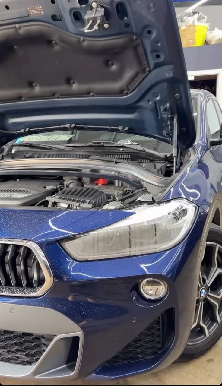 BMW X2: устранили запотевание фары