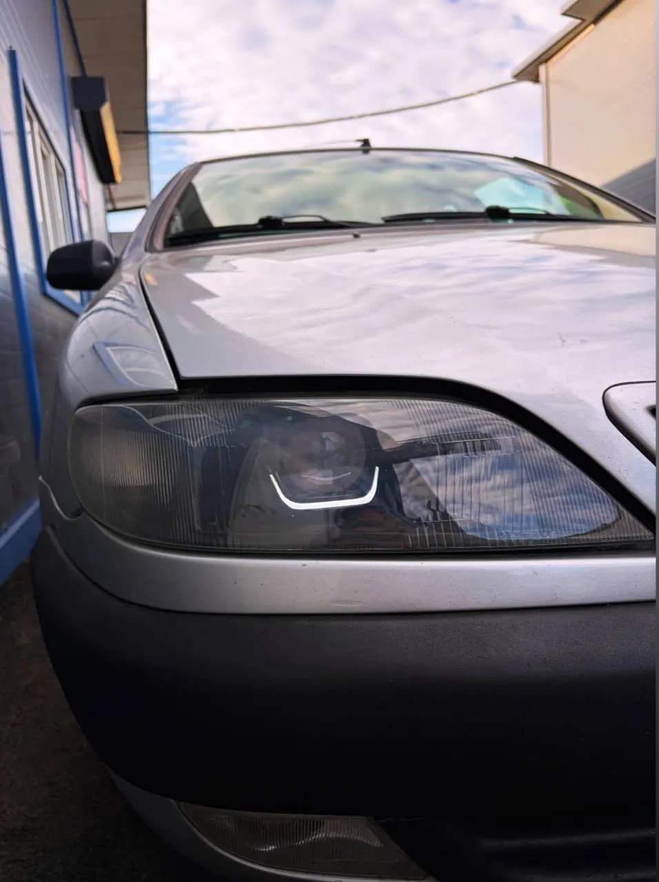 Citroen Xantia: установили bi-led модули, подогнали маску под линзу, оклеили фары защитной плёнкой, установили маски с дхо